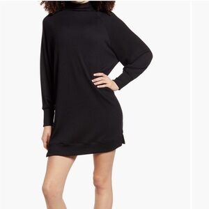Socialite Long Sleeve Textured Knit Shift Dress